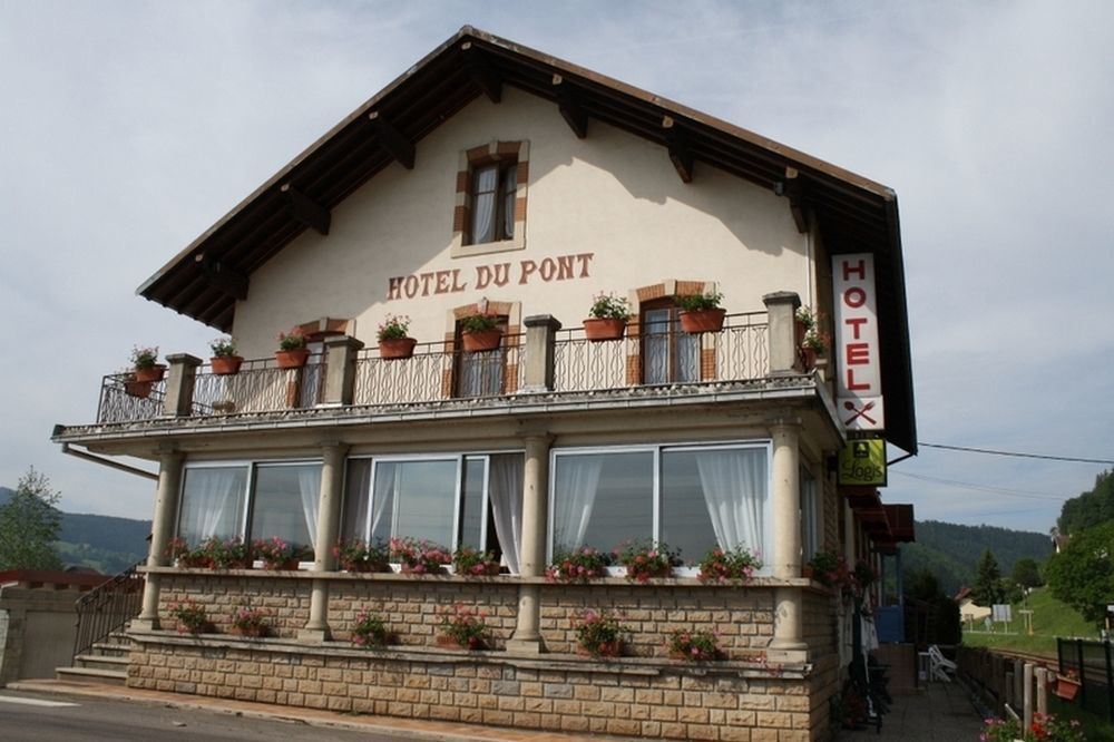 Hotel Du Pont La Grand'Combe-Chateleu Kültér fotó